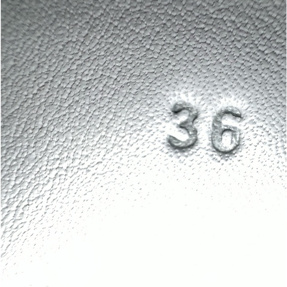 🔥 RB1 LOW-TOP VELVET LOW-TOP SNEAKERS IN DOVE VELVET🔥 - Picture 6 of 12